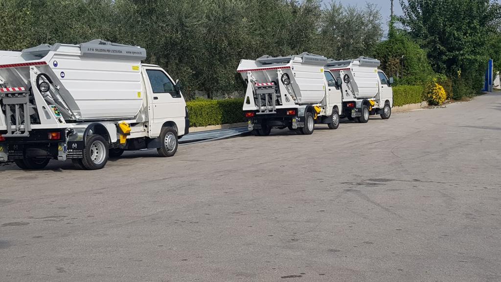 Costipatore su base Piaggio Porter — fotografia 3 di 3